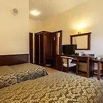 Robert's Port 4* Mikolajki (Mragowo)