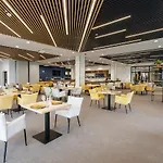מלון Robert's Port 4*