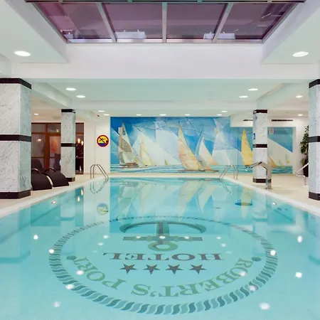 Robert's Port 호텔 4*