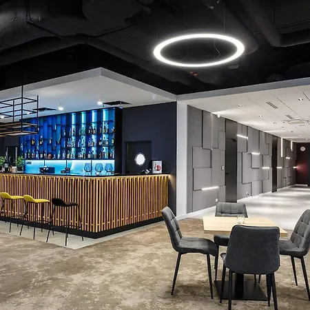 Robert's Port 4* Mikołajki