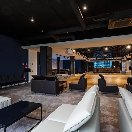 Robert's Port Hotel Mikołajki