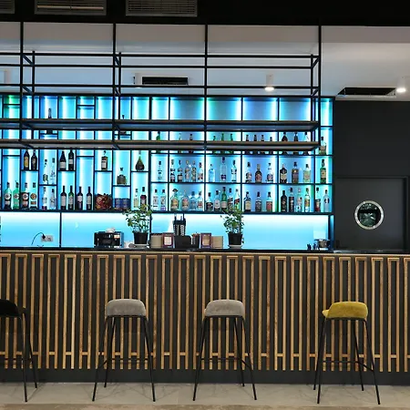 Robert's Port Hotel Mikołajki