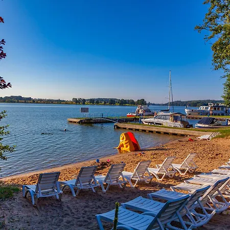 Robert's Port Hotel 4*