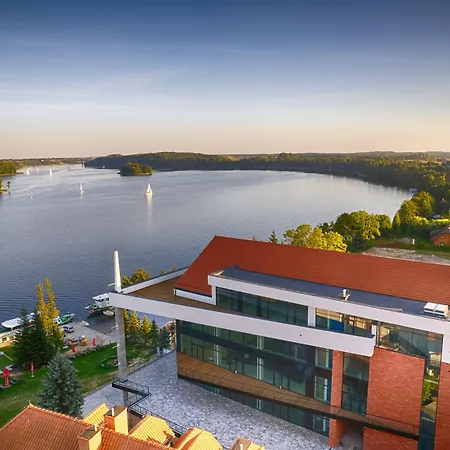 Robert's Port 4* Mikołajki