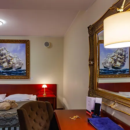 Robert's Port Hotel Mikołajki