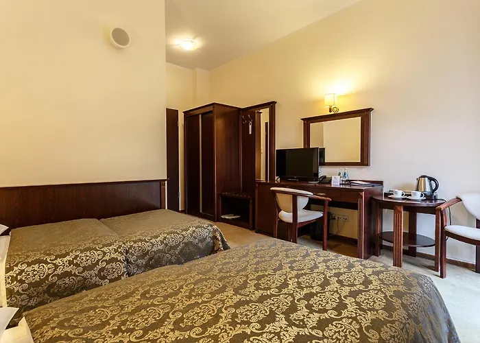 Robert's Port 4* Mikołajki