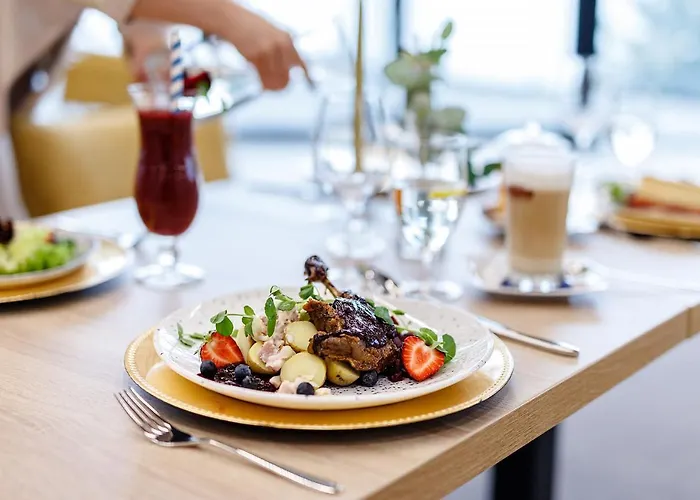 Hotel Robert's Port Mikołajki