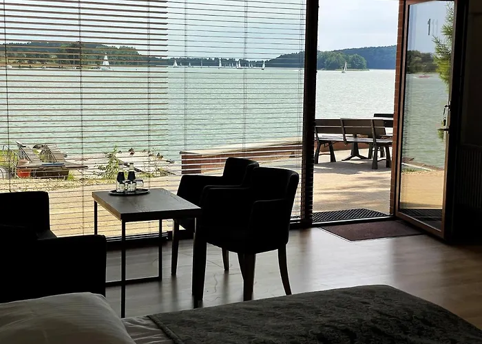 Robert's Port Mikołajki