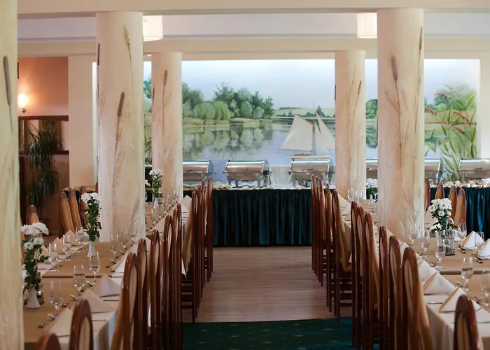 Hotel Robert's Port 4*