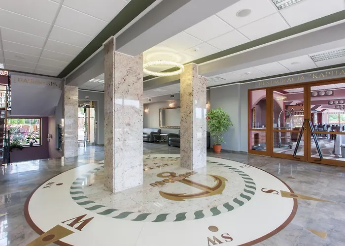 Robert's Port Mikołajki