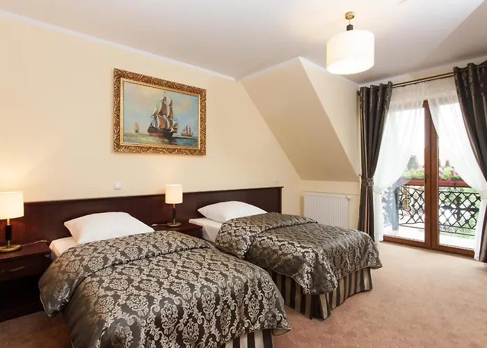 Hotel Robert's Port 4*